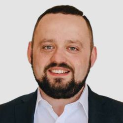 oic-speaker-piotr-roszkiewicz
